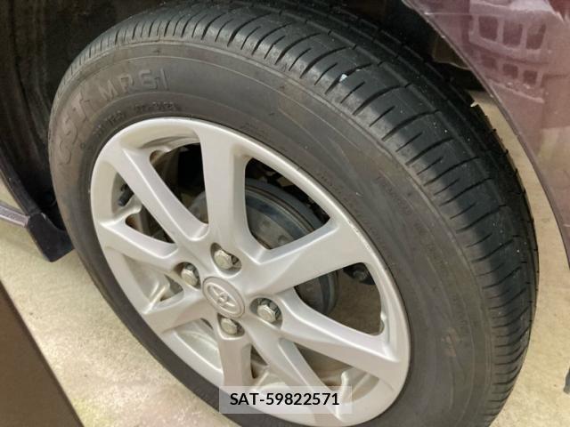 Toyota PIXIS SPACE 2011-12 6911129-5