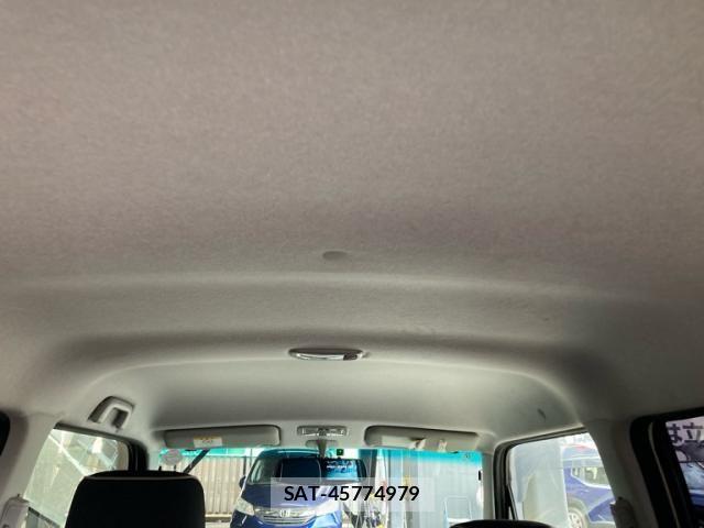 Toyota PIXIS SPACE 2014-09 7251901-9