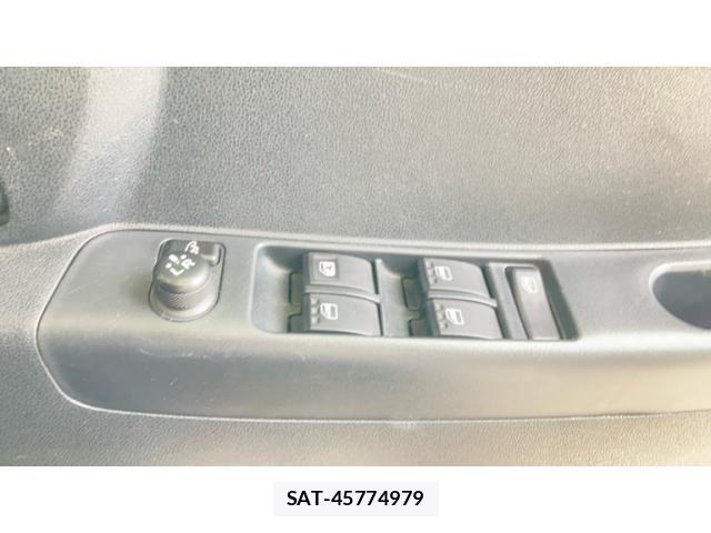 Toyota PIXIS SPACE 2014-09 7251901-11