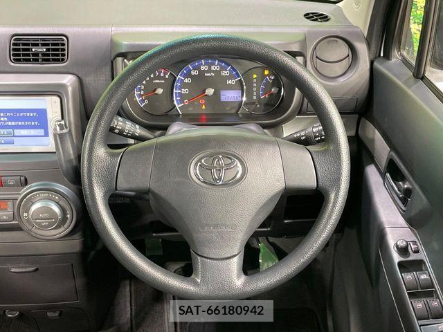 Toyota PIXIS SPACE 2013-01 7329333-10