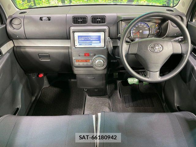 Toyota PIXIS SPACE 2013-01 7329333-1