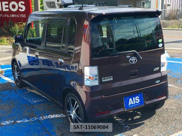 Toyota PIXIS SPACE 2014-02 7619174-10
