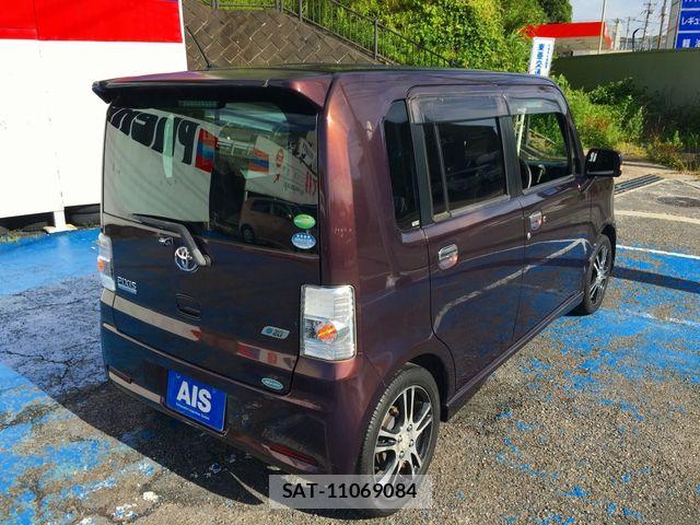 Toyota PIXIS SPACE 2014-02 7619174-6