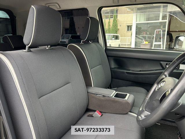 Toyota PIXIS SPACE 2013-06 7980573-11