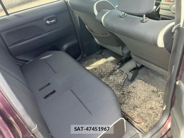 Toyota PIXIS SPACE 2013-01 8037586-13