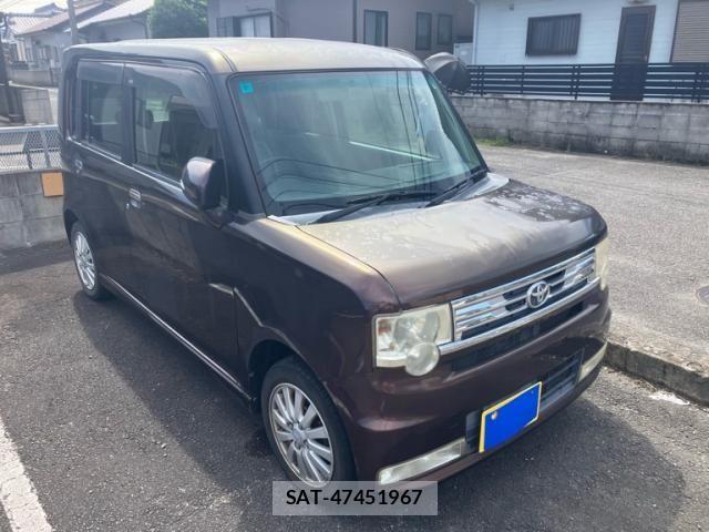 Toyota PIXIS SPACE 2013-01 8037586-2