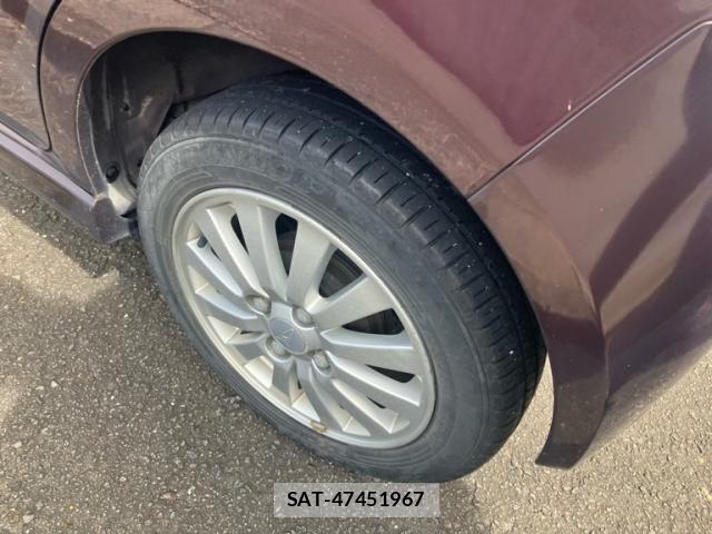 Toyota PIXIS SPACE 2013-01 8037586-6