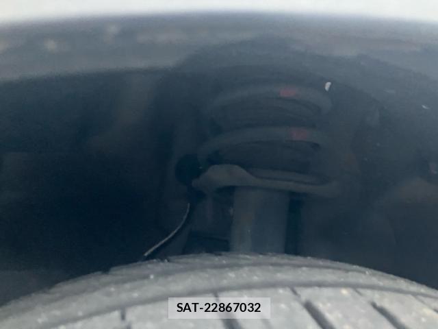Toyota PIXIS SPACE 2011-12 8037587-13