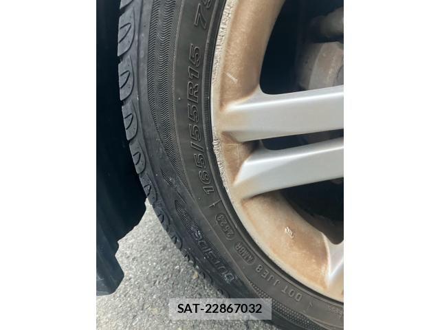 Toyota PIXIS SPACE 2011-12 8037587-14