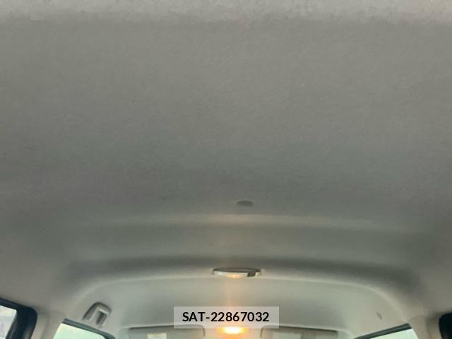 Toyota PIXIS SPACE 2011-12 8037587-5