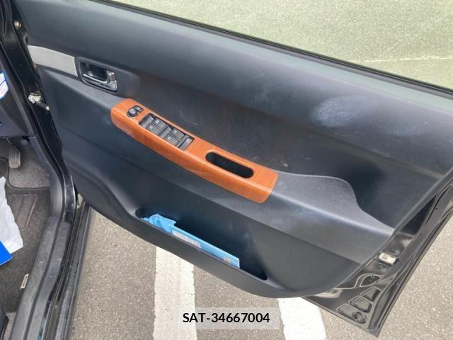 Toyota PIXIS SPACE 2014-08 8075114-11