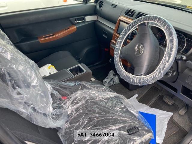 Toyota PIXIS SPACE 2014-08 8075114-12