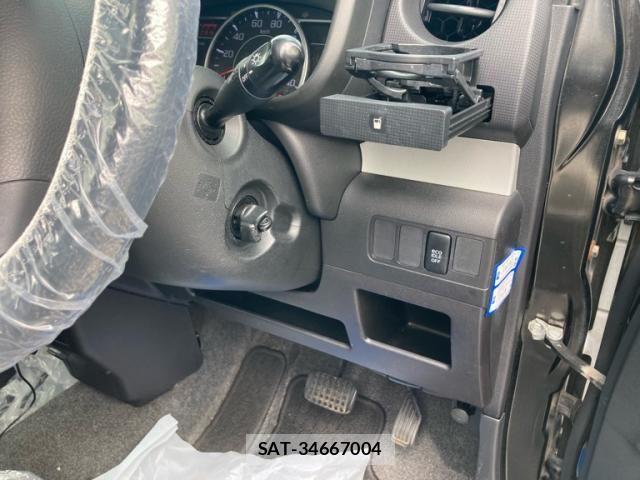 Toyota PIXIS SPACE 2014-08 8075114-14