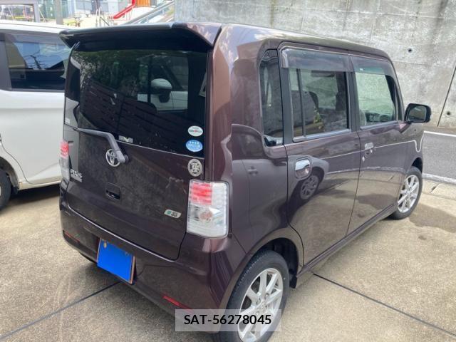 Toyota PIXIS SPACE 2012-02 8337375-7