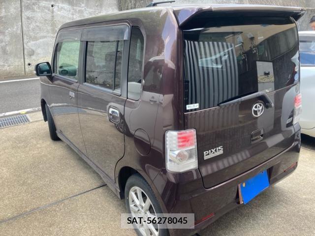 Toyota PIXIS SPACE 2012-02 8337375-8