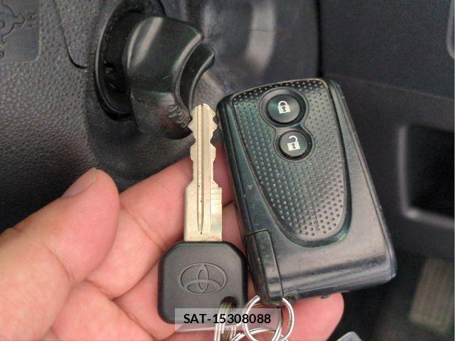 Toyota PIXIS SPACE 2013-12 8355333-12