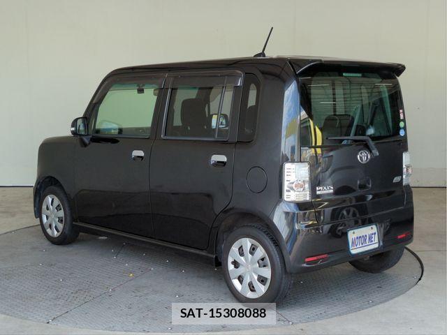 Toyota PIXIS SPACE 2013-12 8355333-19