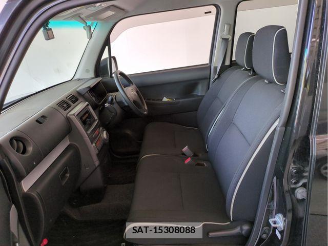 Toyota PIXIS SPACE 2013-12 8355333-3