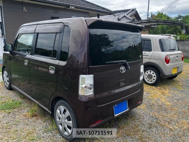 Toyota PIXIS SPACE 2013-06 8414356-5
