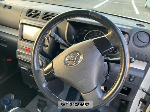 Toyota PIXIS SPACE 2013-12 8660960-11
