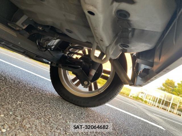 Toyota PIXIS SPACE 2013-12 8660960-5