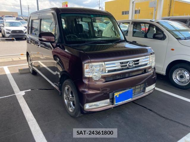 Toyota PIXIS SPACE 2015-08 8368094-0