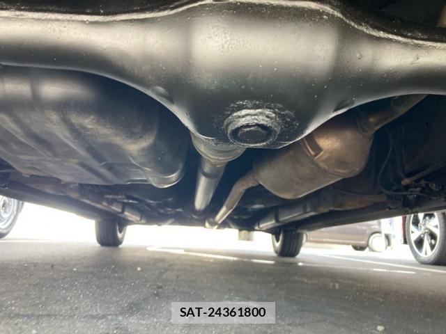 Toyota PIXIS SPACE 2015-08 8368094-5
