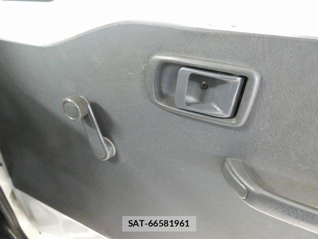 Toyota PIXIS TRUCK 2014-03 4329230-13