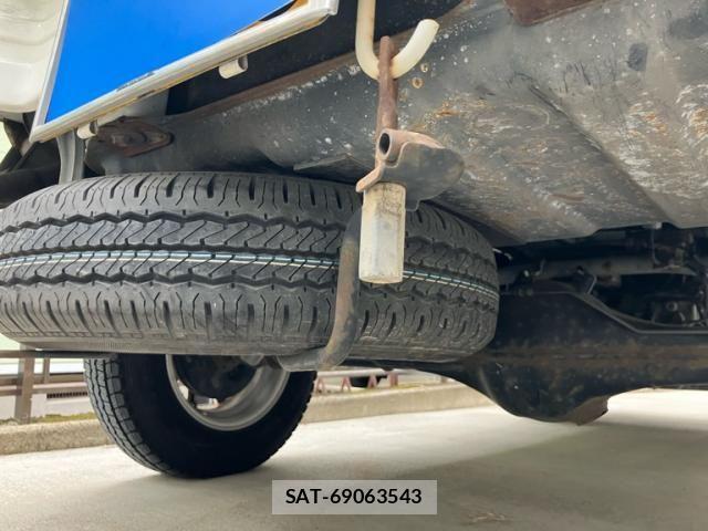 Toyota PIXIS TRUCK 2012-05 7562636-9
