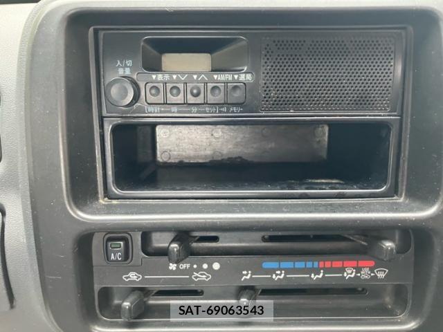 Toyota PIXIS TRUCK 2012-05 7562636-17