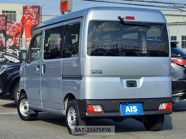 Toyota PIXIS VAN 2022-08 4329234-10