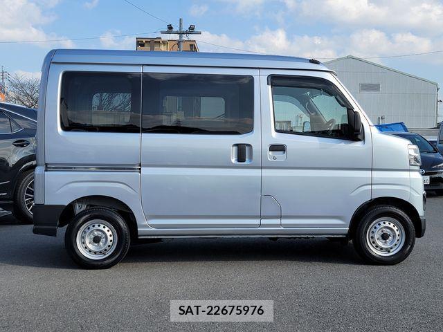Toyota PIXIS VAN 2022-08 4329234-3