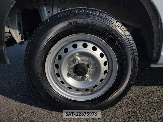 Toyota PIXIS VAN 2022-08 4329234-5