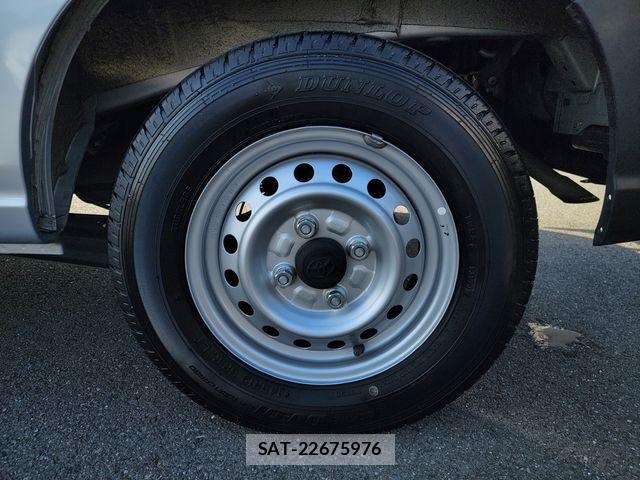 Toyota PIXIS VAN 2022-08 4329234-8
