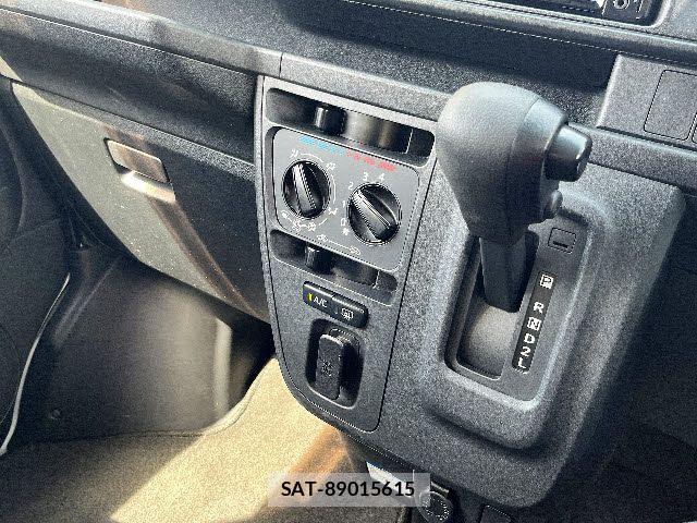 Toyota PIXIS VAN 2018-06 6677486-14