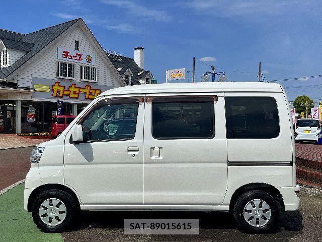 Toyota PIXIS VAN 2018-06 6677486-4