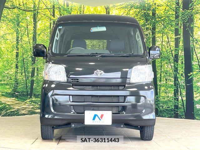 Toyota PIXIS VAN 2017-03 6816542-12