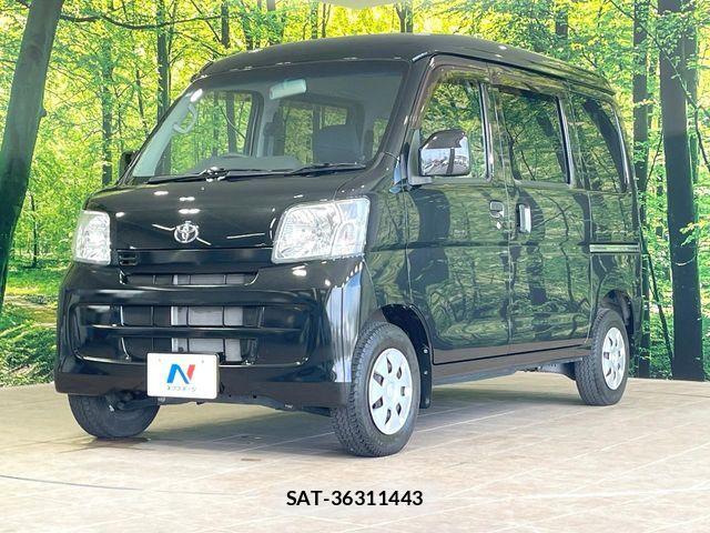 Toyota PIXIS VAN 2017-03 6816542-19