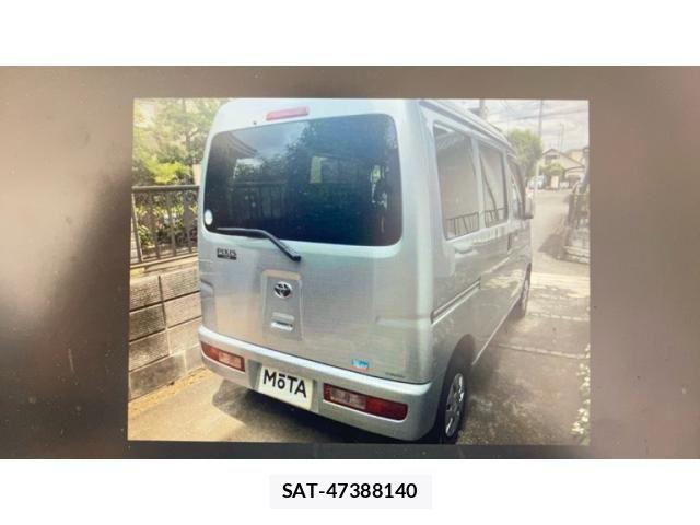 Toyota PIXIS VAN 2014-06 7223516-4
