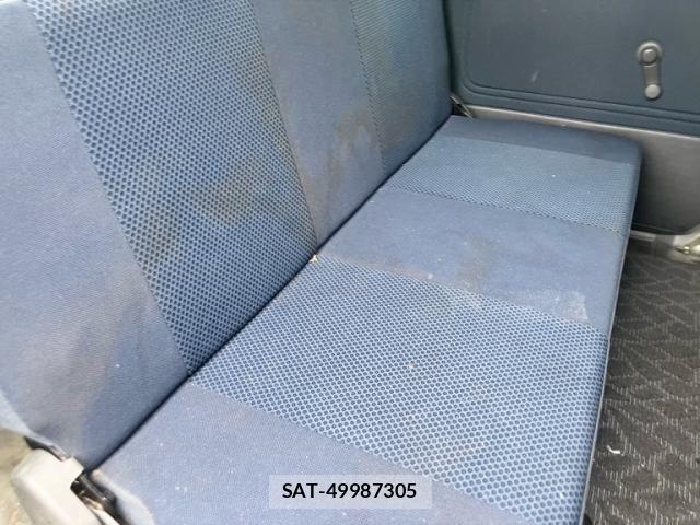 Toyota PIXIS VAN 2016-07 7251904-11