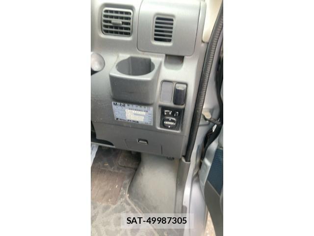 Toyota PIXIS VAN 2016-07 7251904-17