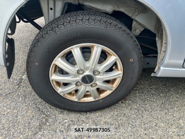 Toyota PIXIS VAN 2016-07 7251904-5