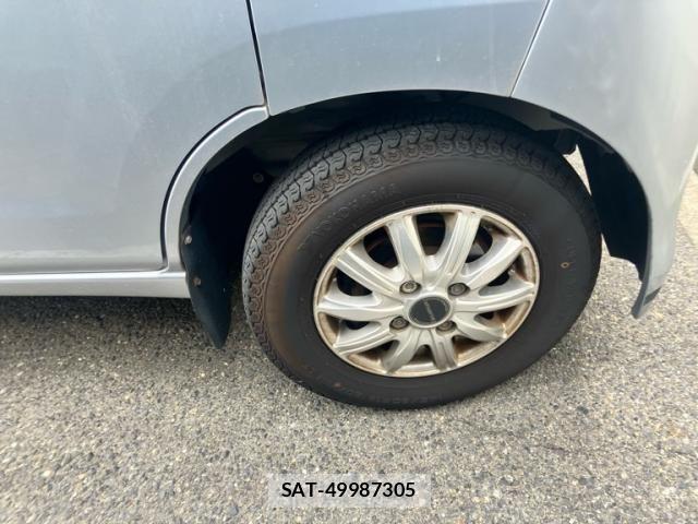 Toyota PIXIS VAN 2016-07 7251904-6