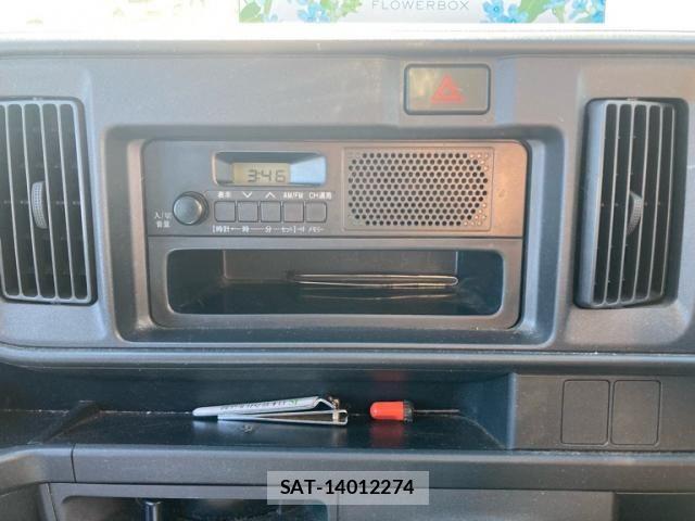 Toyota PIXIS VAN 2018-06 7272697-13