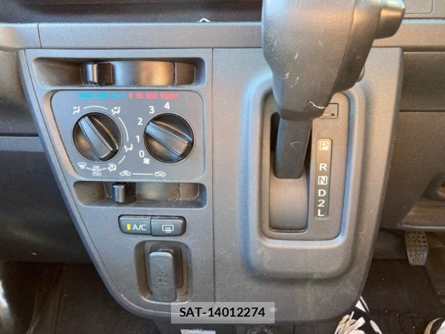 Toyota PIXIS VAN 2018-06 7272697-14