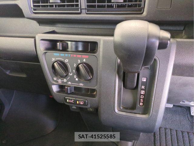 Toyota PIXIS VAN 2023-06 7272698-10