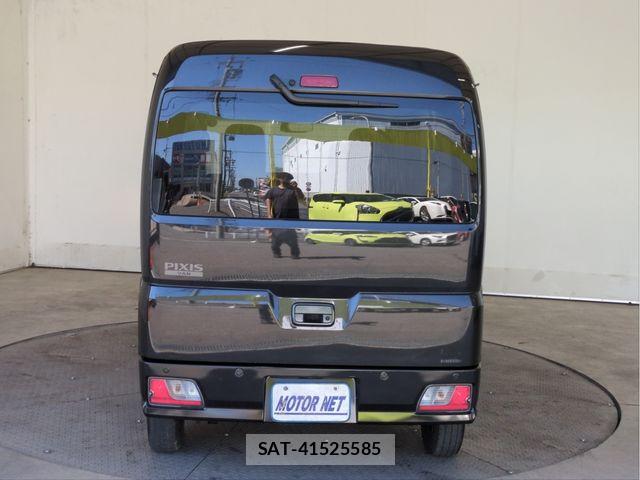 Toyota PIXIS VAN 2023-06 7272698-17