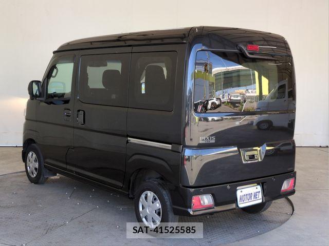 Toyota PIXIS VAN 2023-06 7272698-18