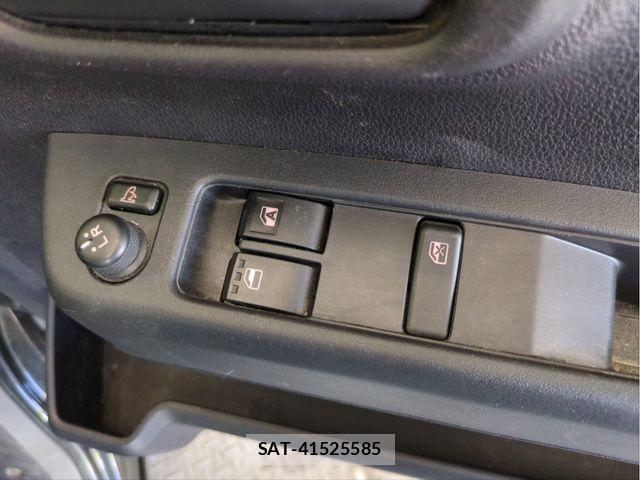 Toyota PIXIS VAN 2023-06 7272698-29