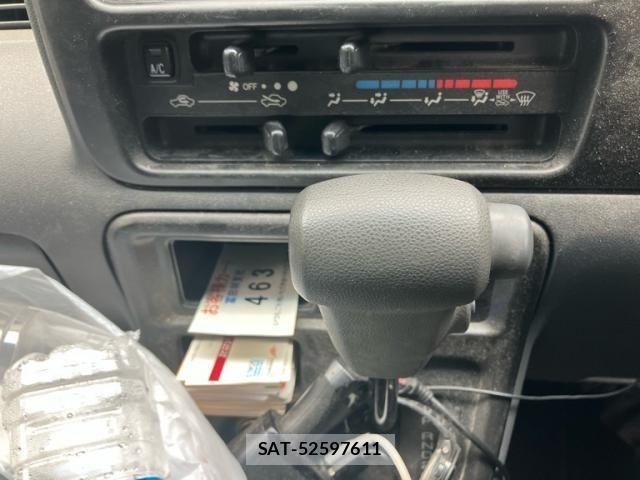 Toyota PIXIS VAN 2015-01 7359290-12